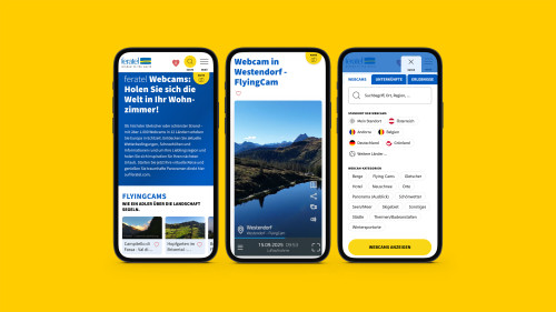 3 Smartphones nebeneinander, die verschiedene Ausschnitte der Feratel Website zeigen